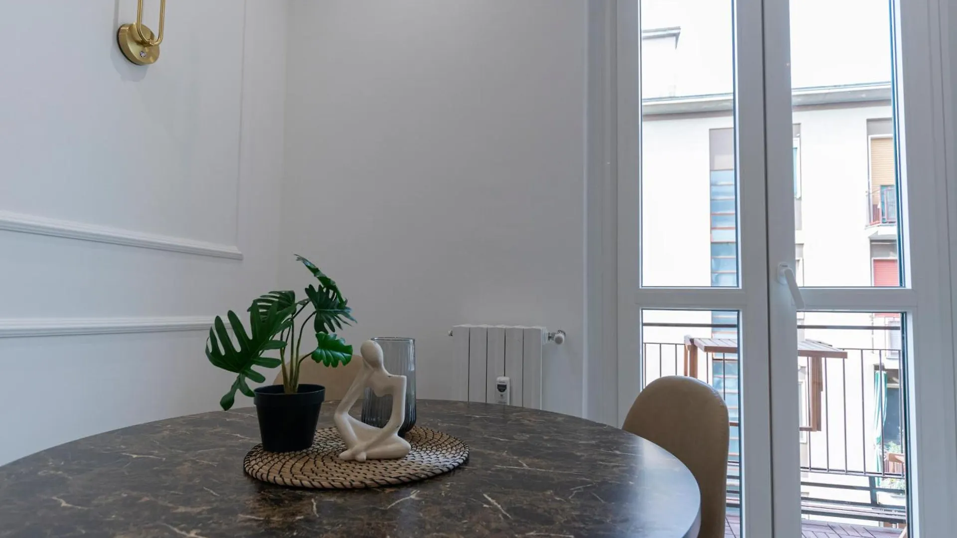 Luxury Apartment - Valassina 45 米兰